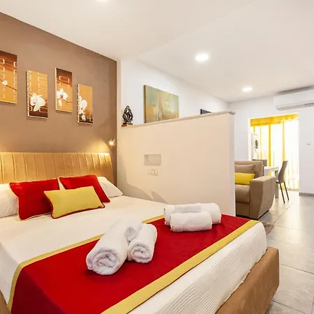 Apartment Ca2 - Prime Location - Modern & Lovely Studio Saint Julian's